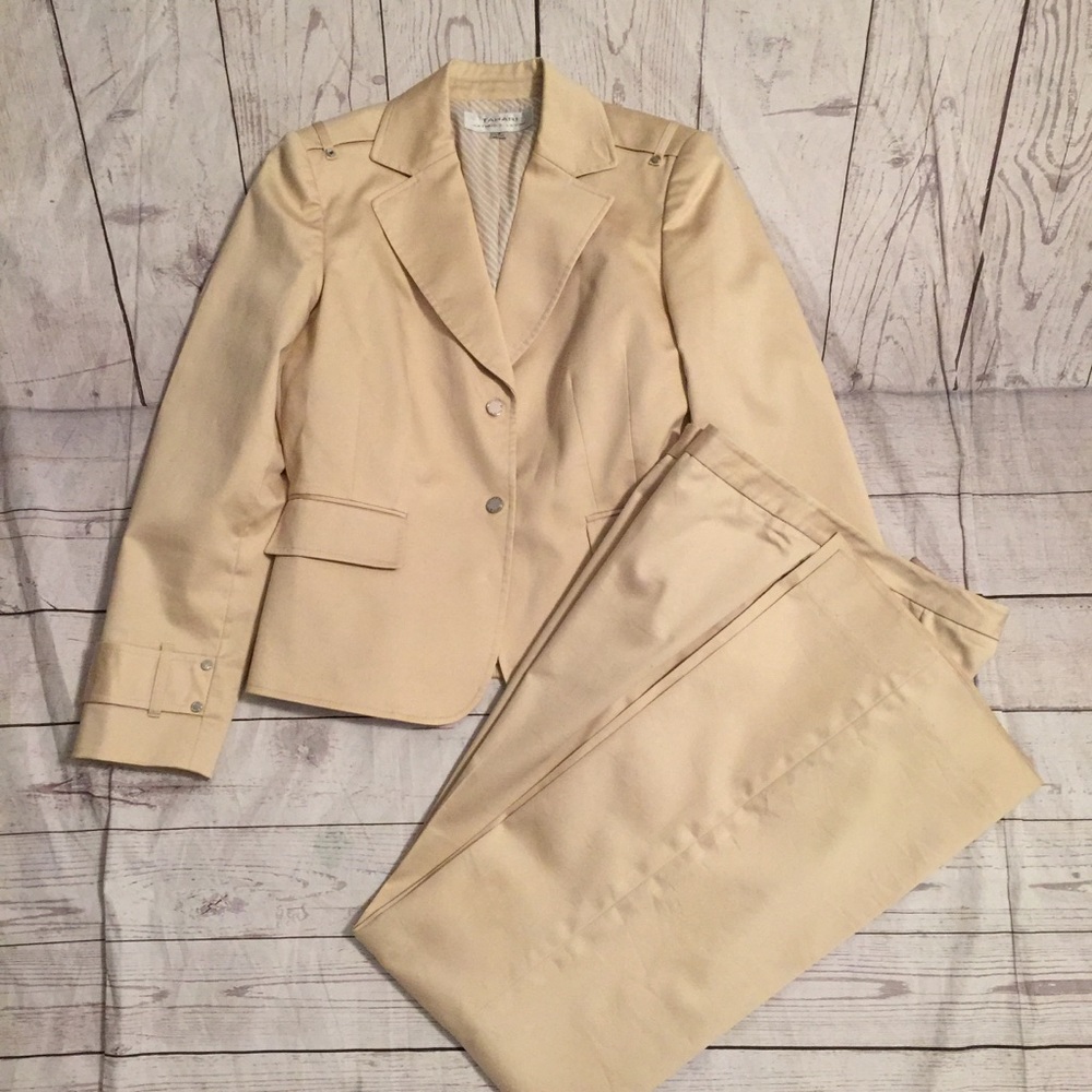Tahari Pants Suit